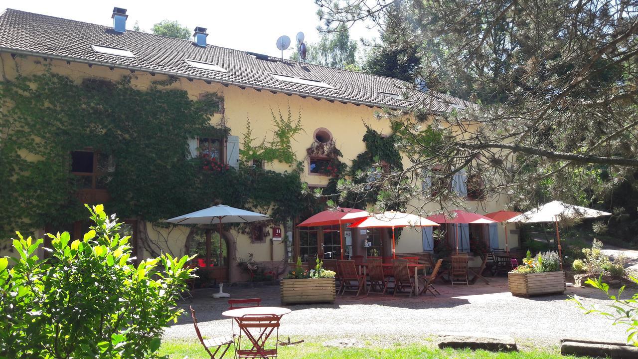 Auberge De La Charriole Taintrux Exterior photo