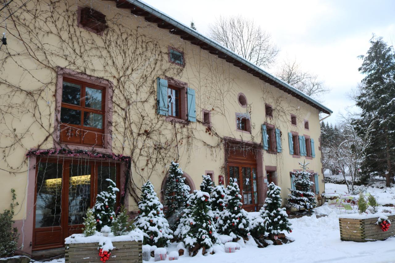 Auberge De La Charriole Taintrux Exterior photo